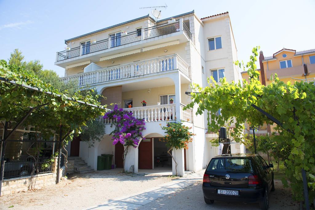 Apartments Vukusic Zaboric Exterior photo